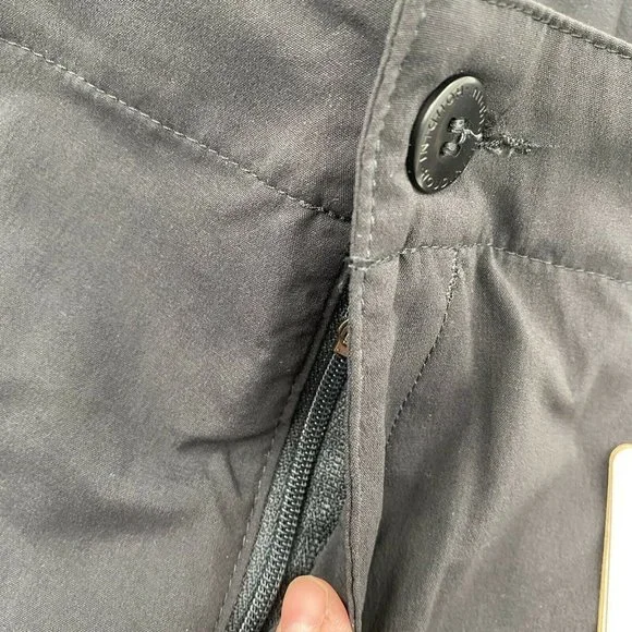 Houdini Women's Liquid Rock Shorts Black sz L Outdoors Hiking Beach Lightweight - Picture 4 of 11